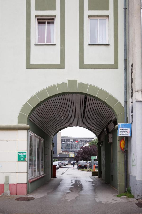 Apartment Nobl Plac Celje Eksteriør billede