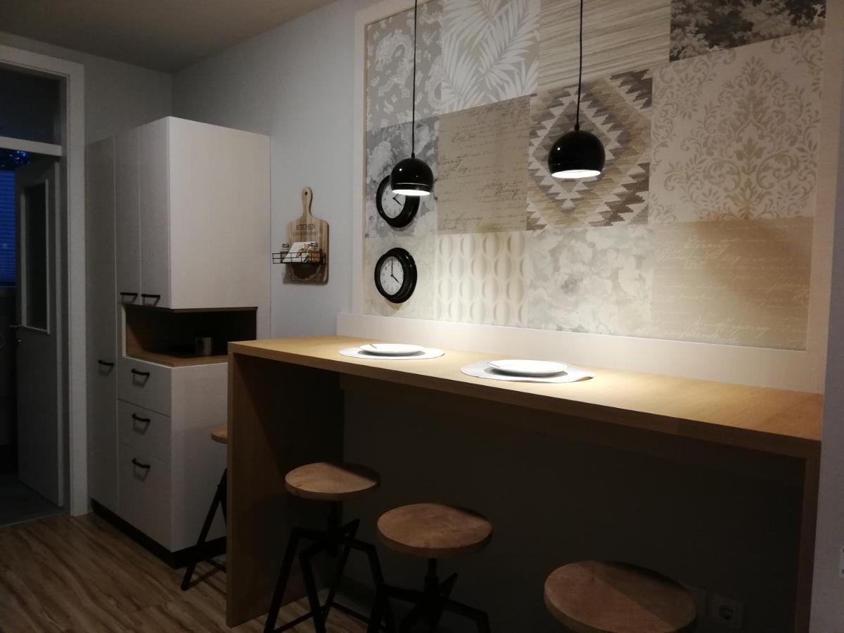 Apartment Nobl Plac Celje Eksteriør billede