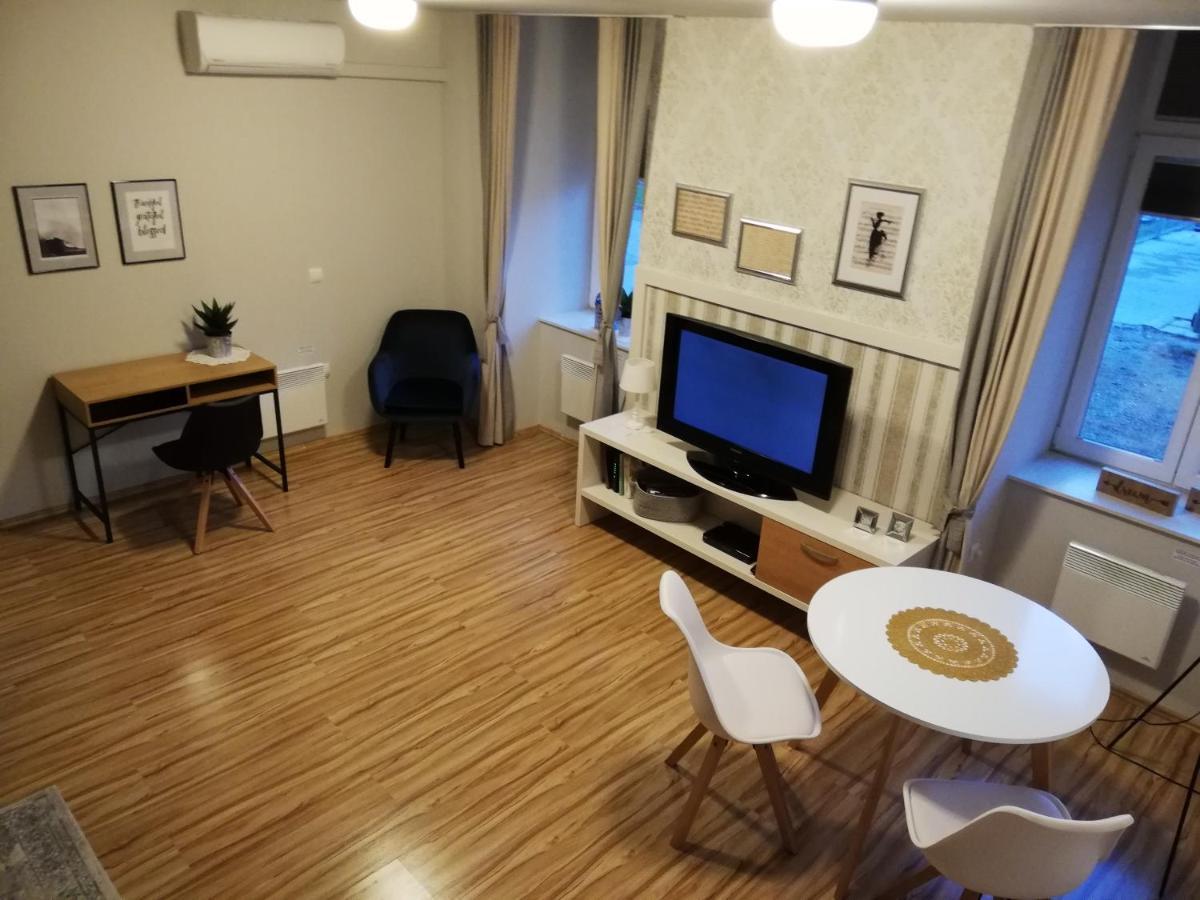 Apartment Nobl Plac Celje Eksteriør billede